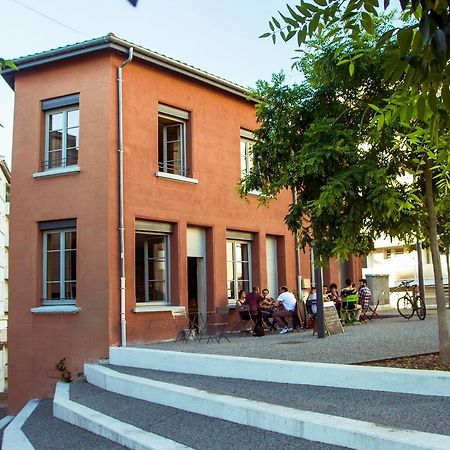 La Maison Rouge - Backpacker Hostel Vila Velha Exterior foto